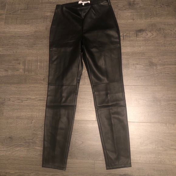 NWT Cupcakes & Cashmere Cedric Faux Leather Pants - Picture 3 of 7